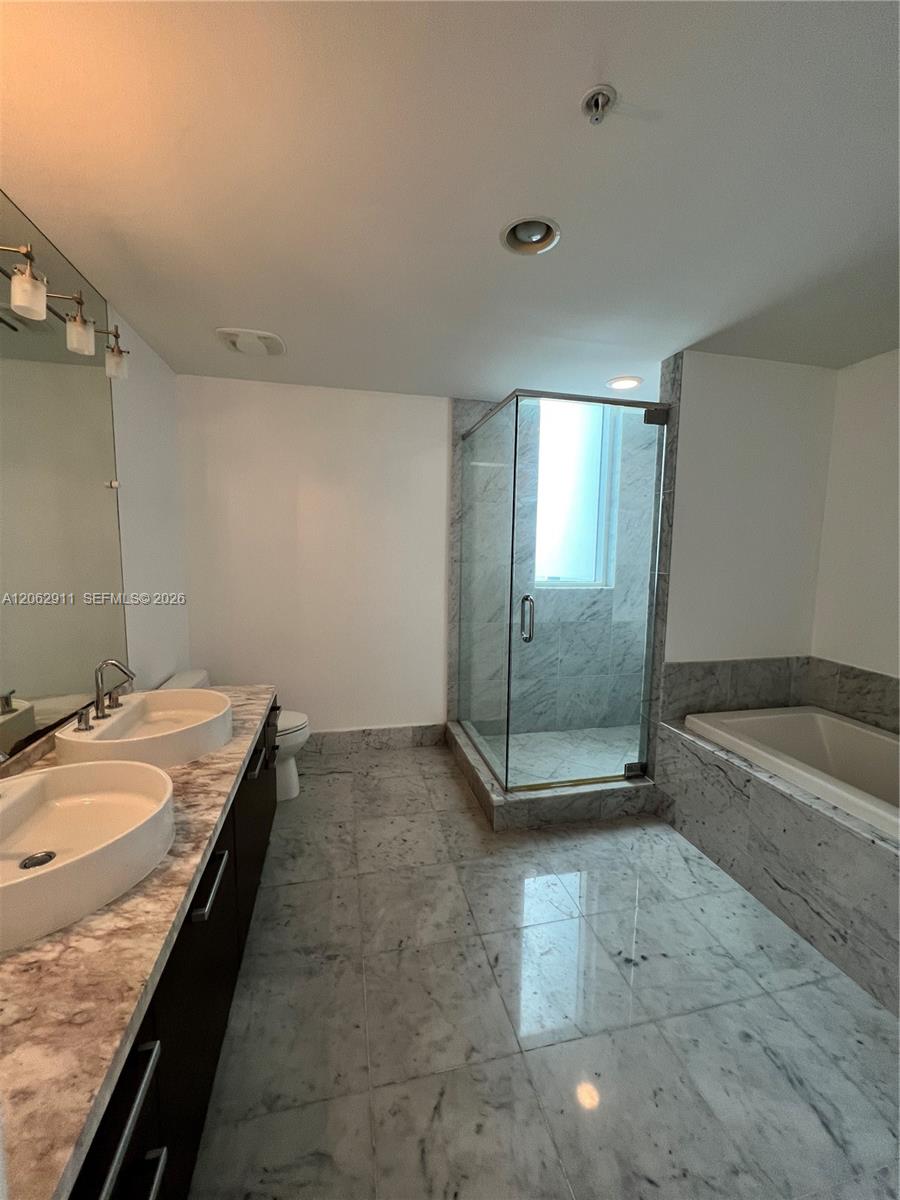244 Biscayne Boulevard 2609 Property Photo 18