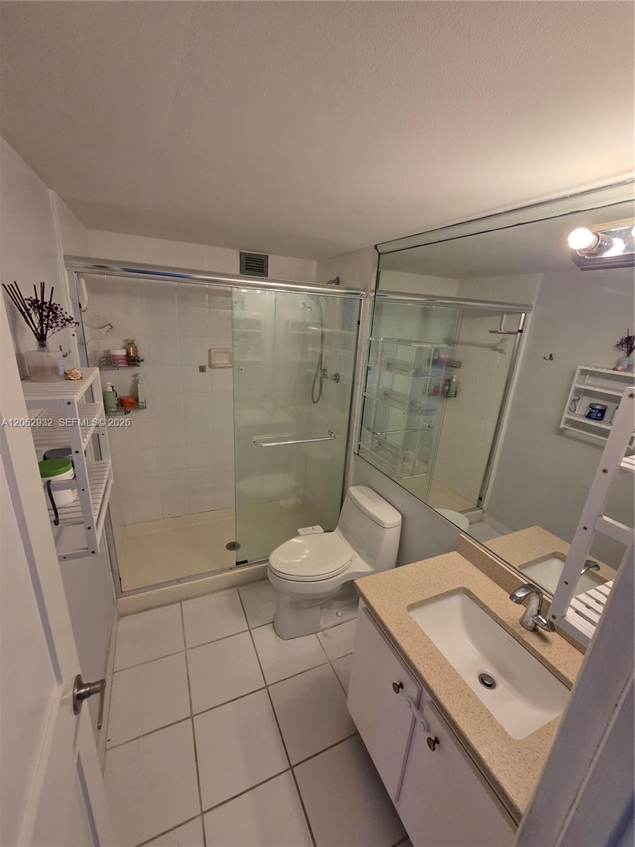 200 Leslie Drive 1029 Property Photo 21