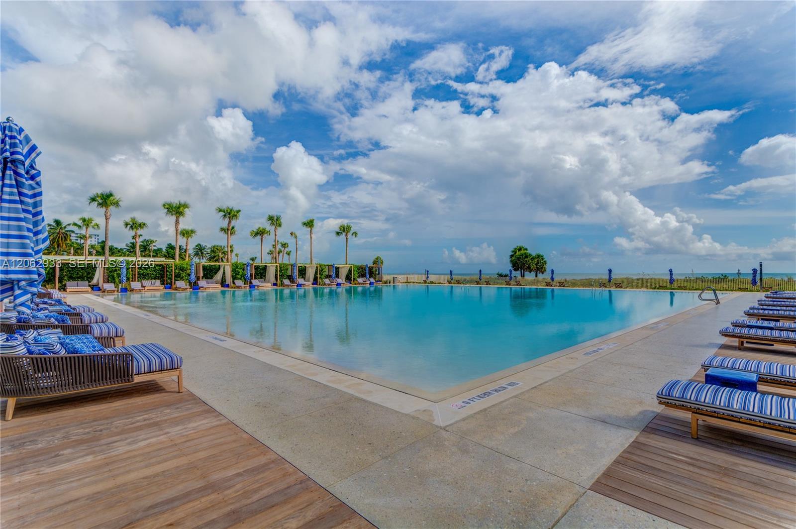 360 Ocean Drive 904s Property Photo 34