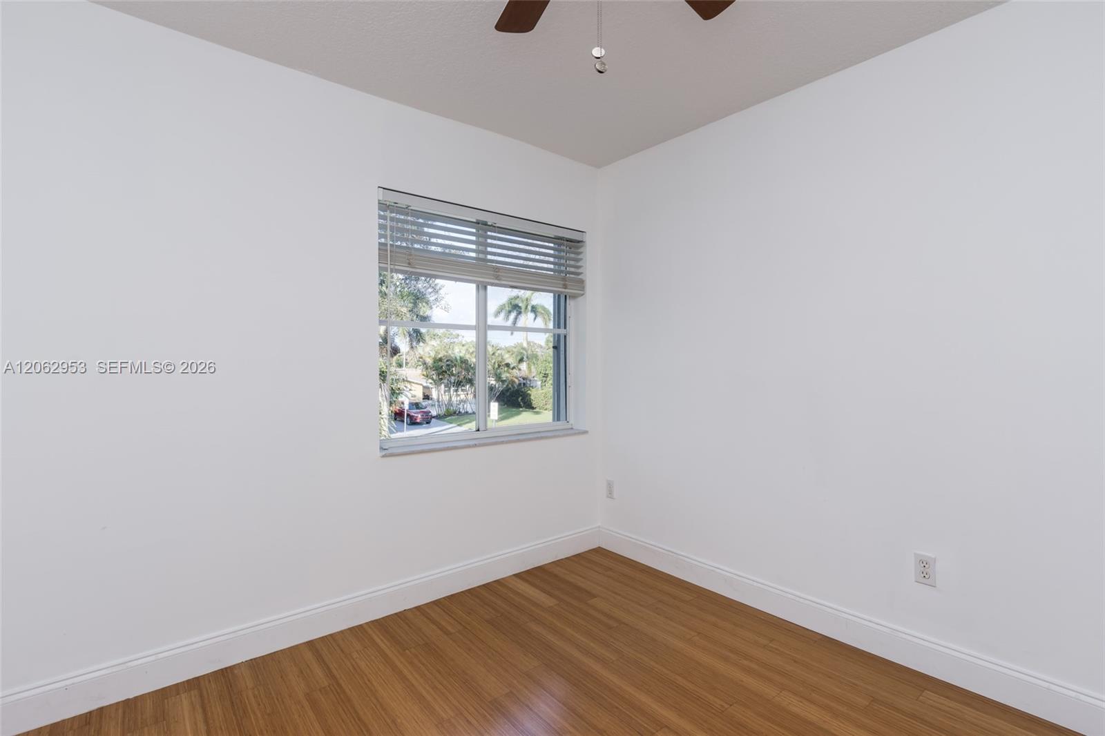 1540 N Trafalgar Circle Property Photo 14
