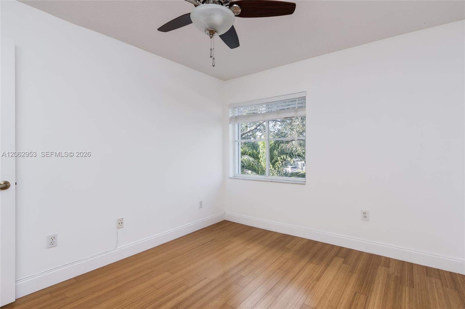 1540 N Trafalgar Circle Property Photo 16