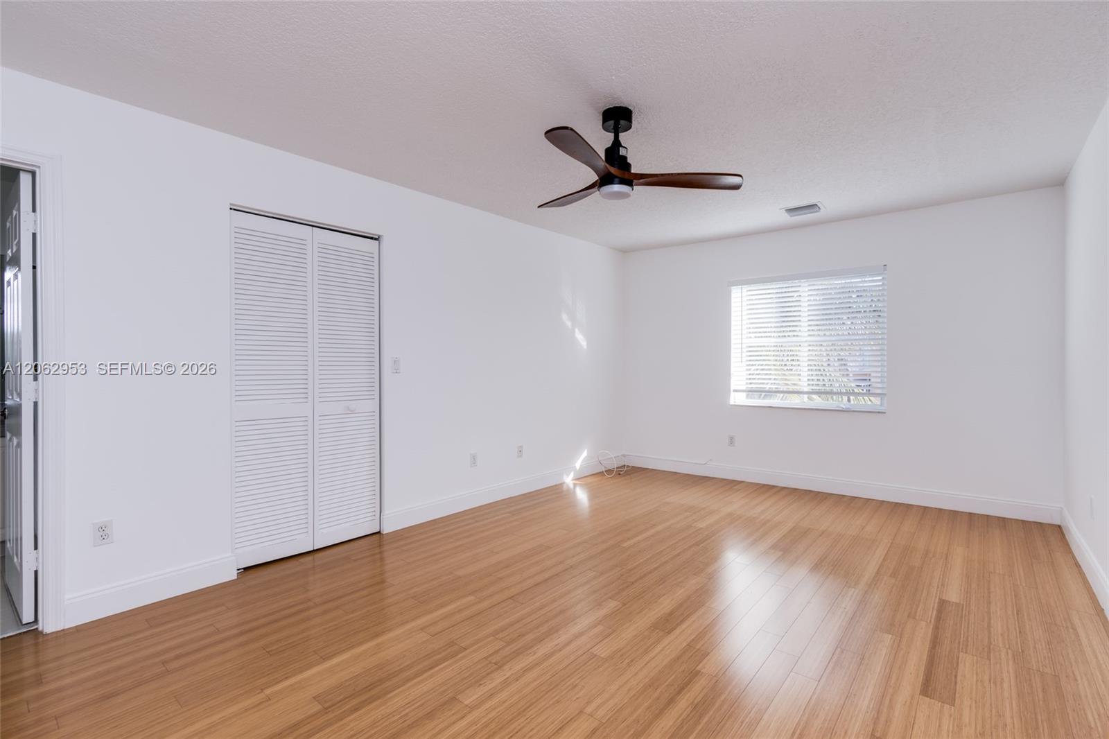 1540 N Trafalgar Circle Property Photo 19