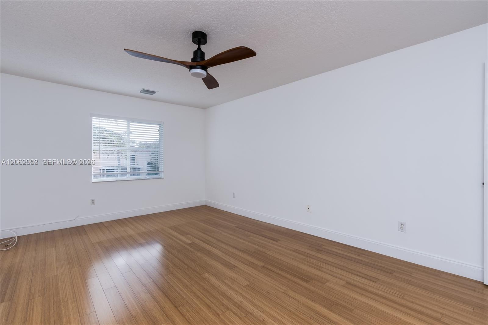 1540 N Trafalgar Circle Property Photo 20