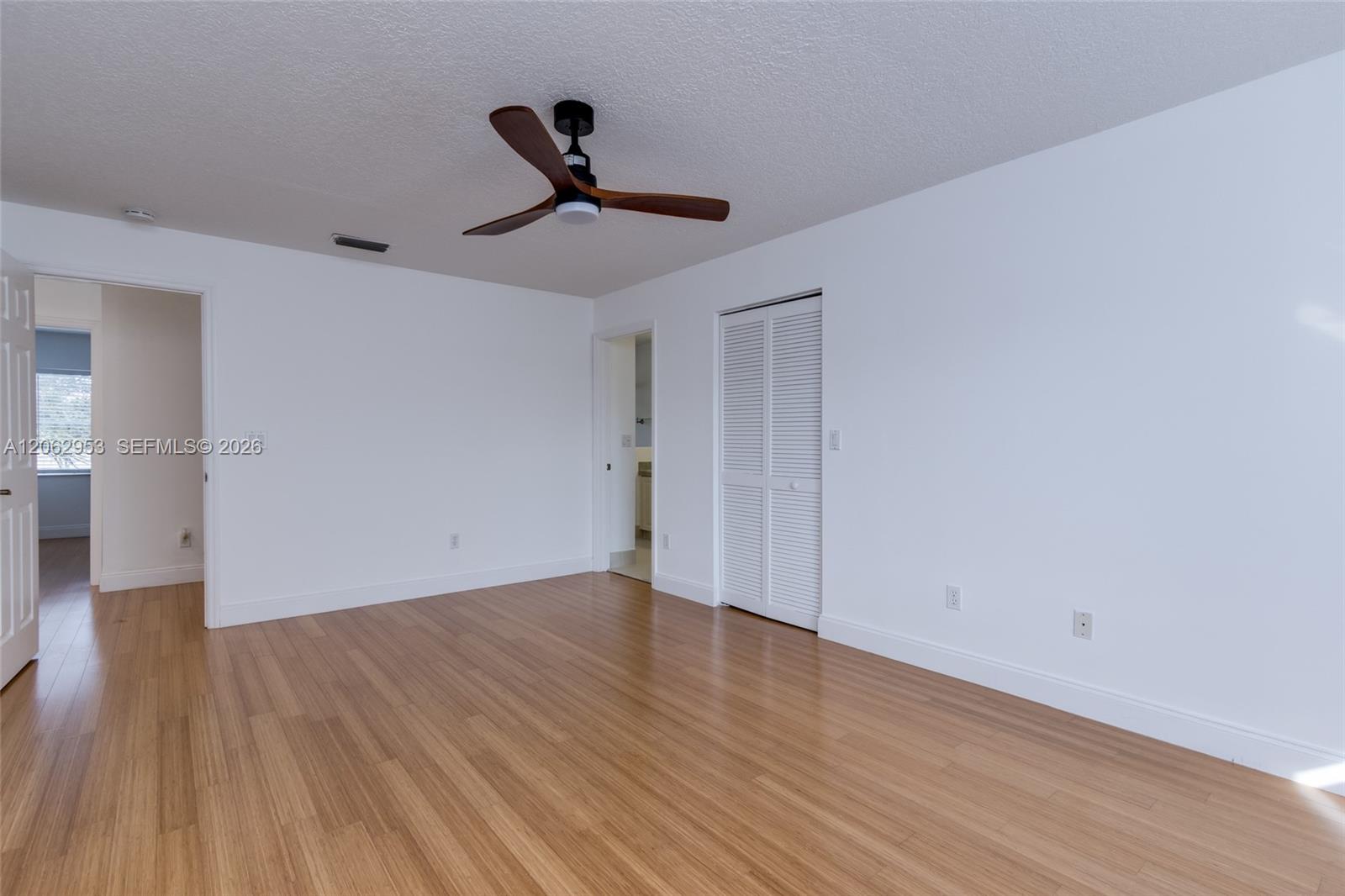 1540 N Trafalgar Circle Property Photo 21