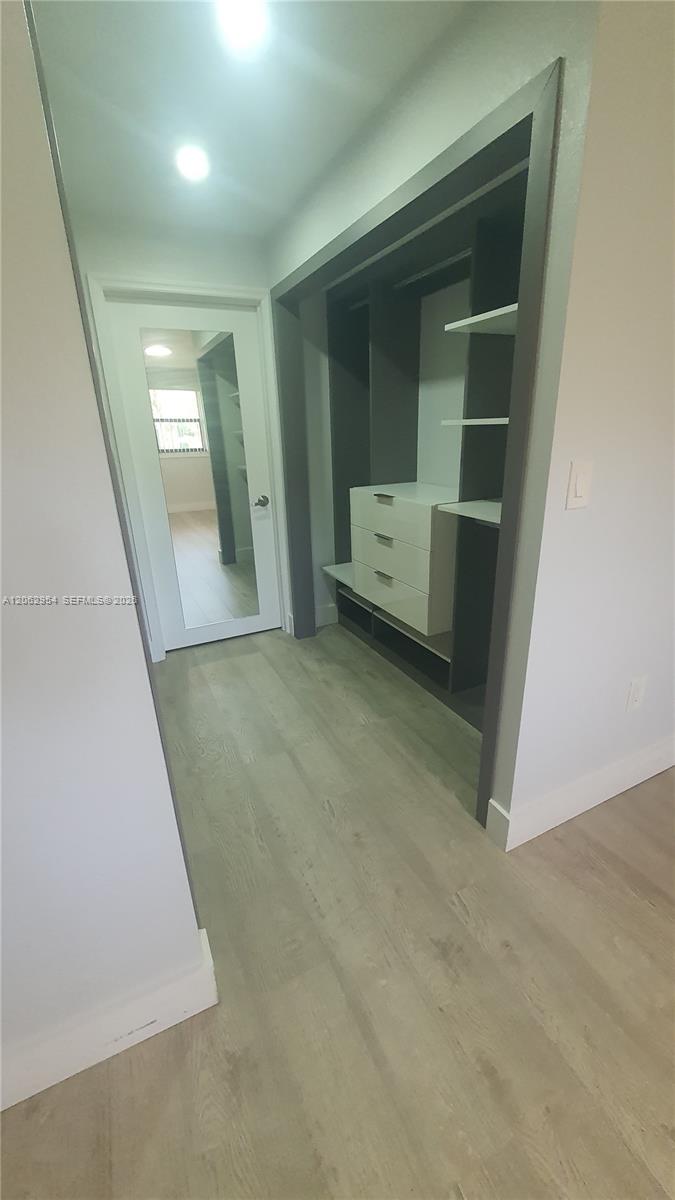 A12062954 Property Photo 11