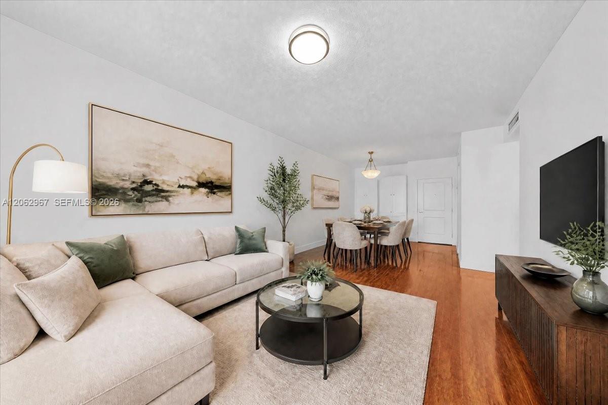 1250 S Miami Avenue 2106 Property Photo 1