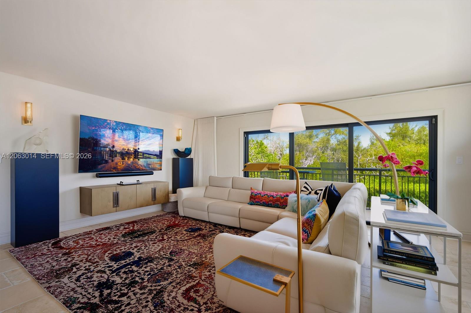 A12063014 Property Photo 2