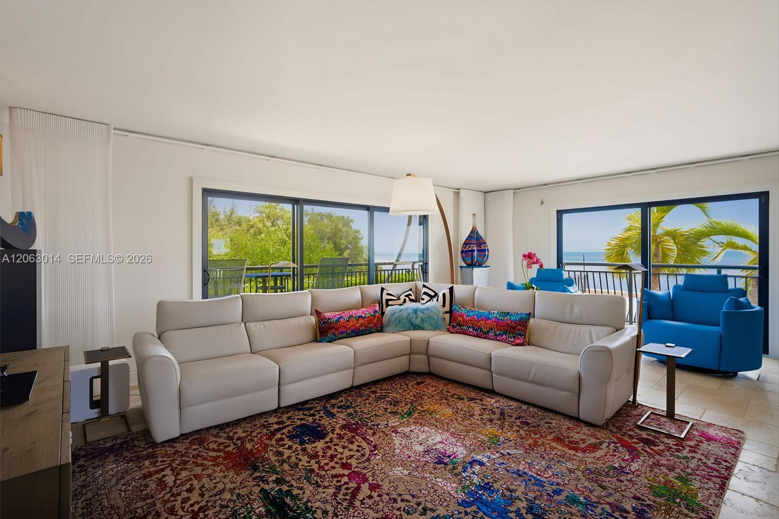 A12063014 Property Photo 3