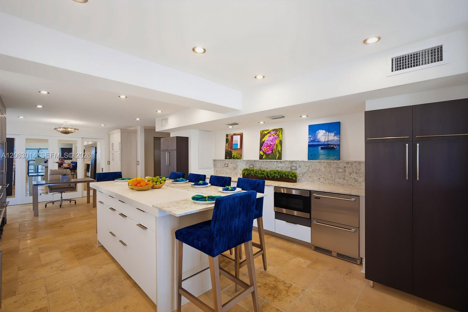 A12063014 Property Photo 15