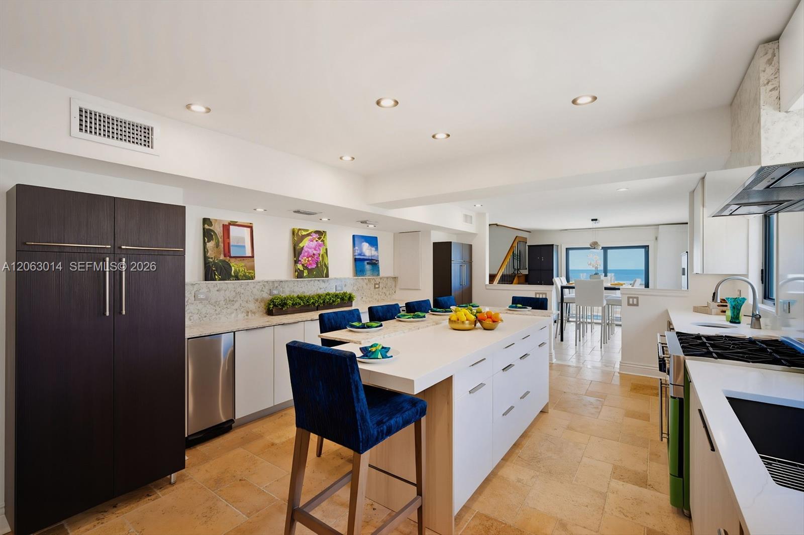 A12063014 Property Photo 17
