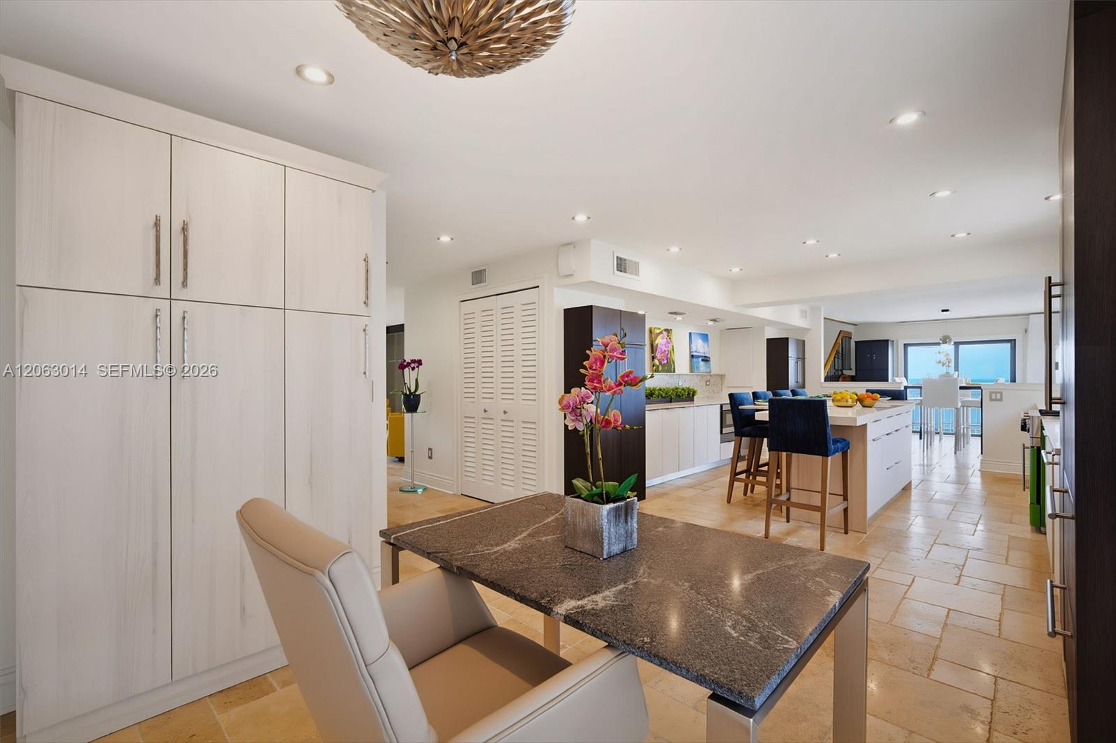 A12063014 Property Photo 20