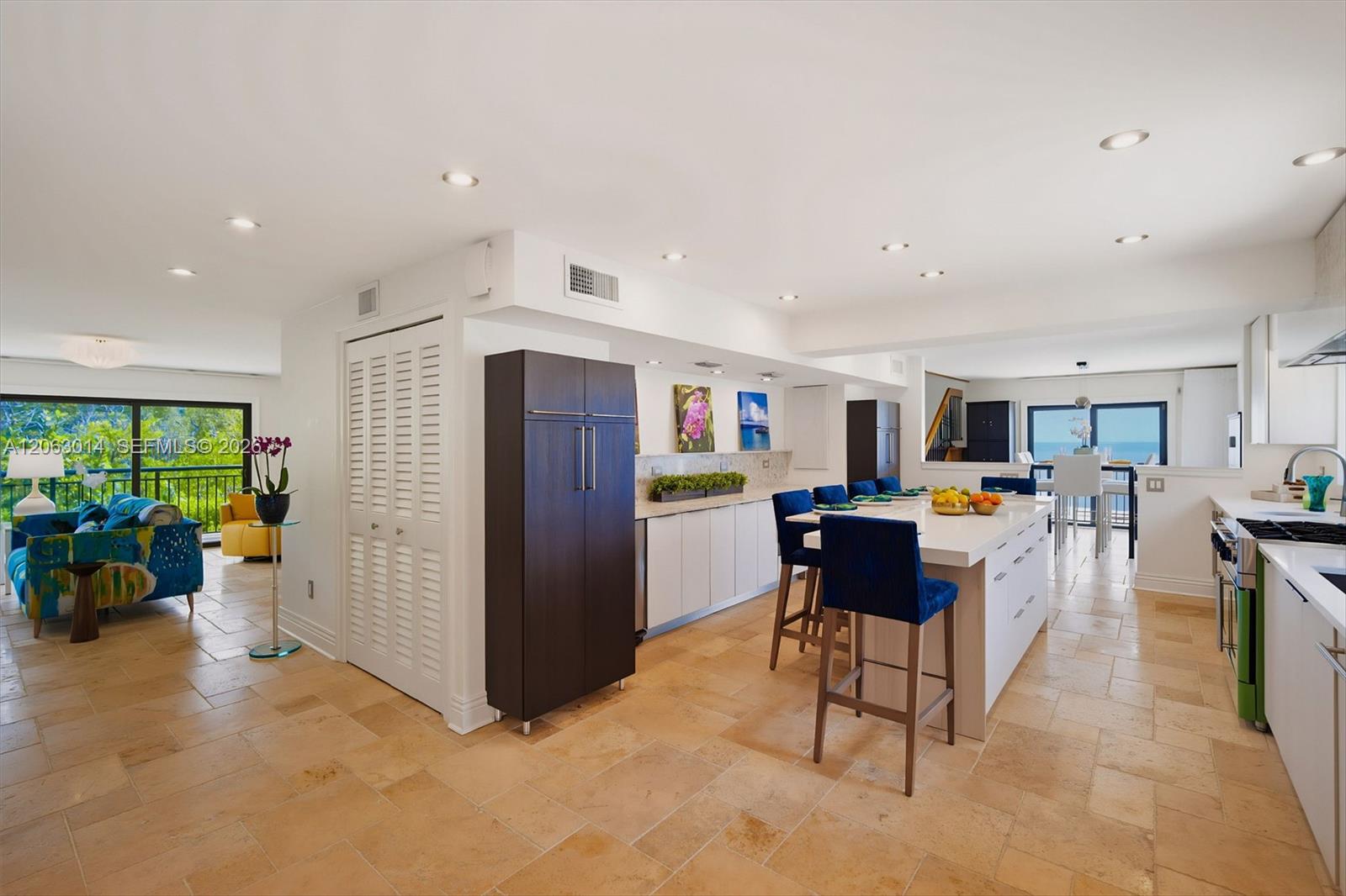 A12063014 Property Photo 22