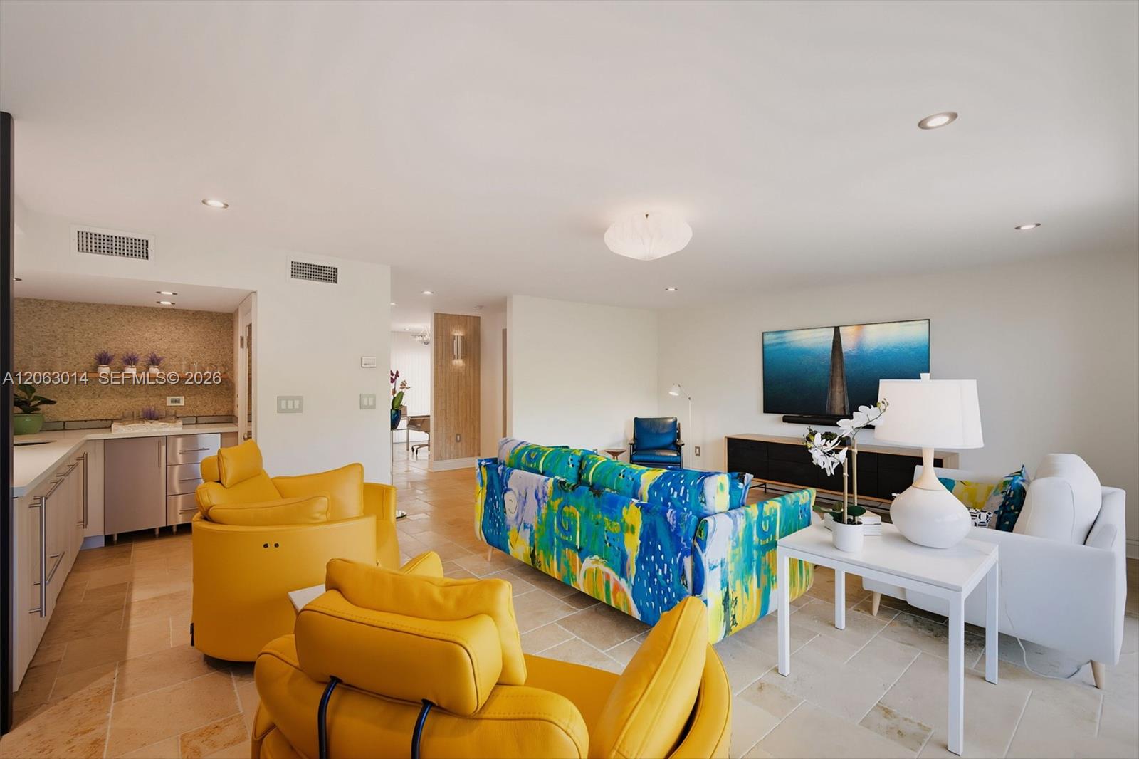 A12063014 Property Photo 29