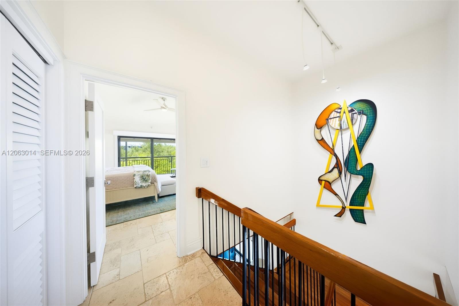 A12063014 Property Photo 37