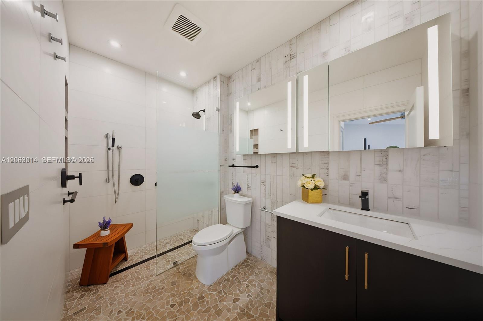 A12063014 Property Photo 59