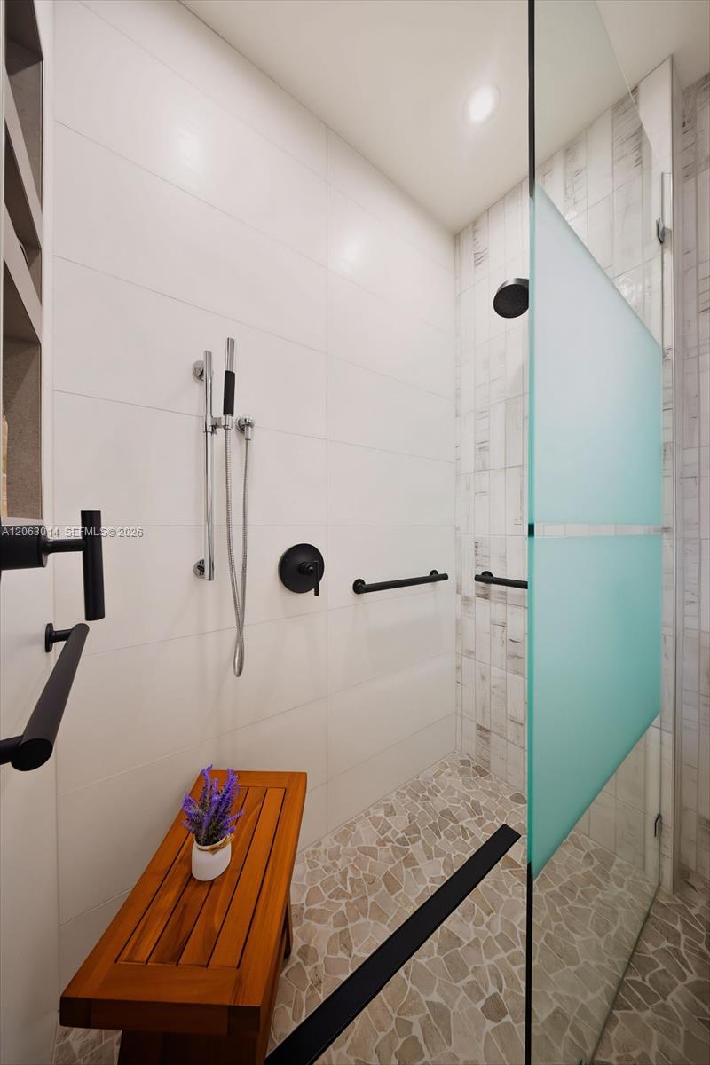 A12063014 Property Photo 60