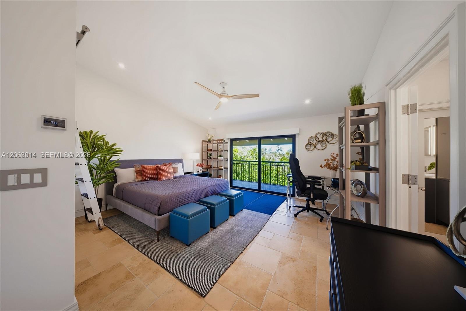 A12063014 Property Photo 61