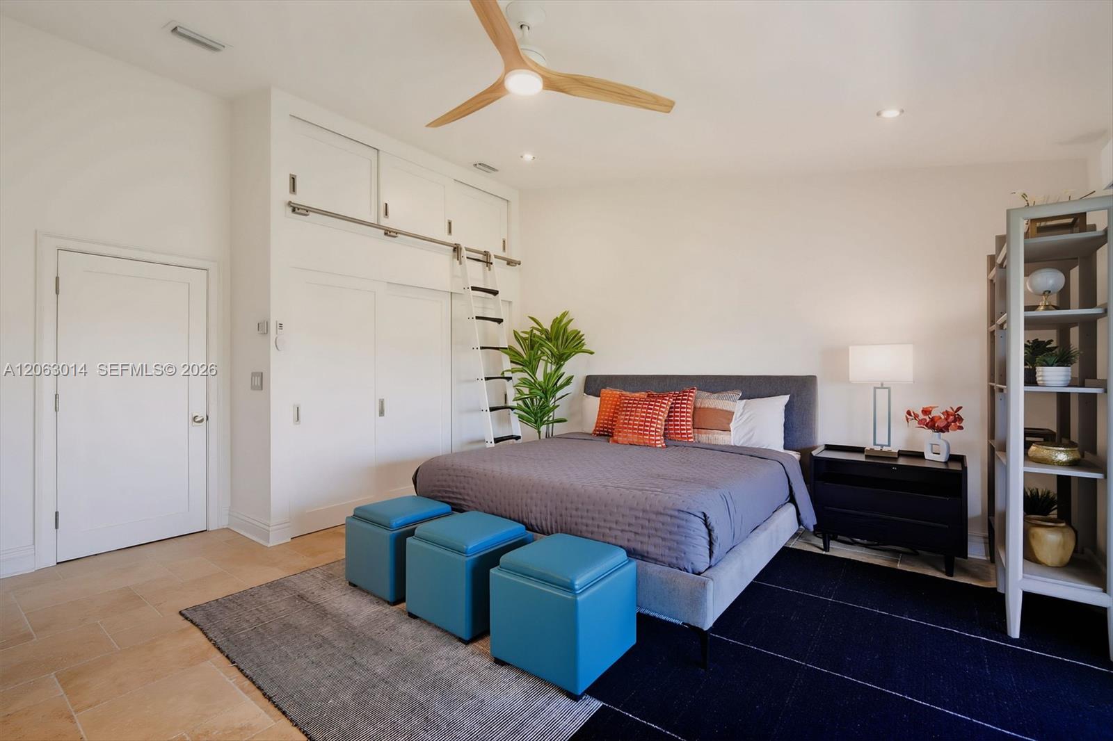 A12063014 Property Photo 63