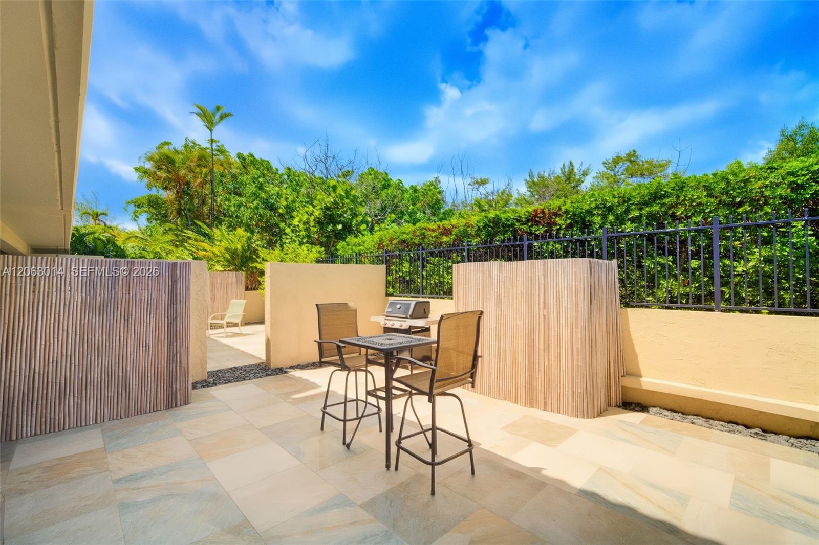 A12063014 Property Photo 73