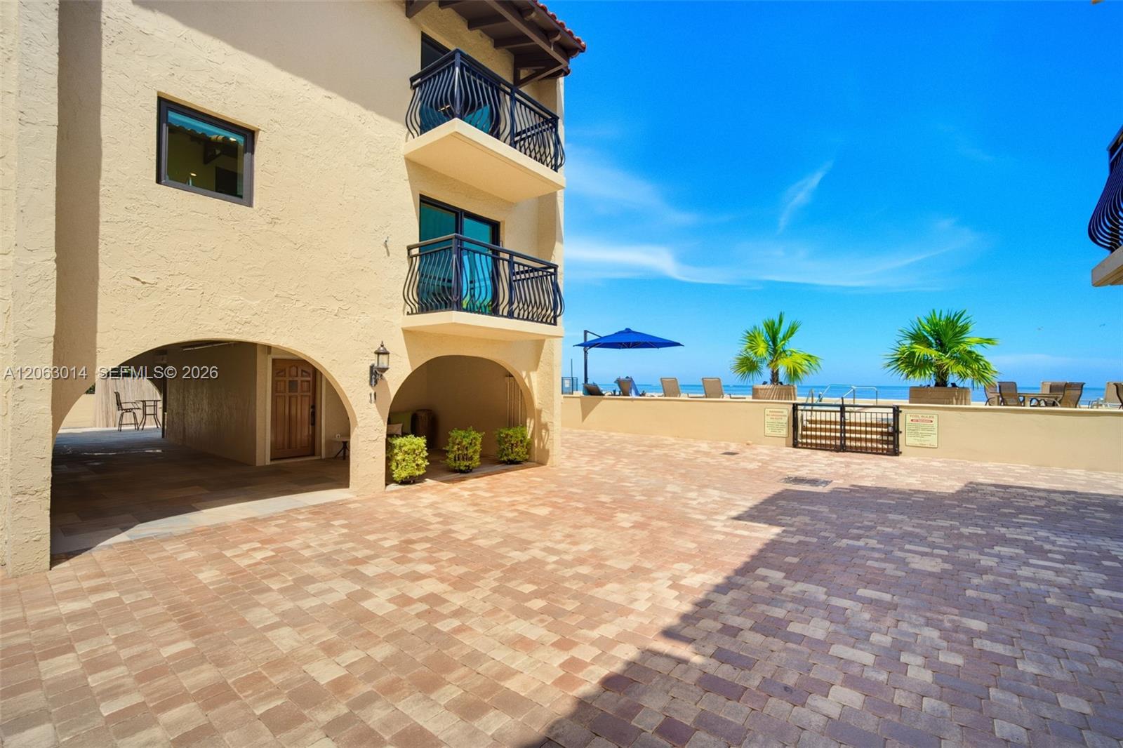 A12063014 Property Photo 84