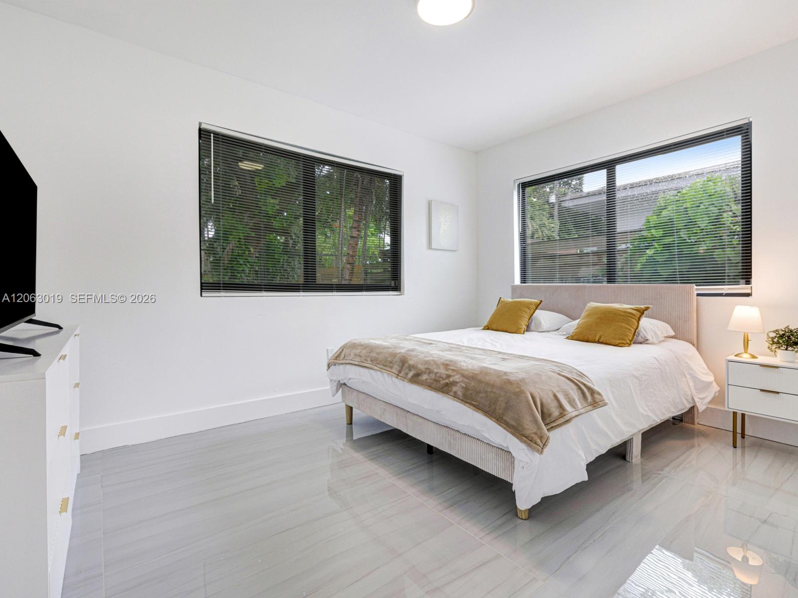 8635 N Miami Avenue Property Photo 32