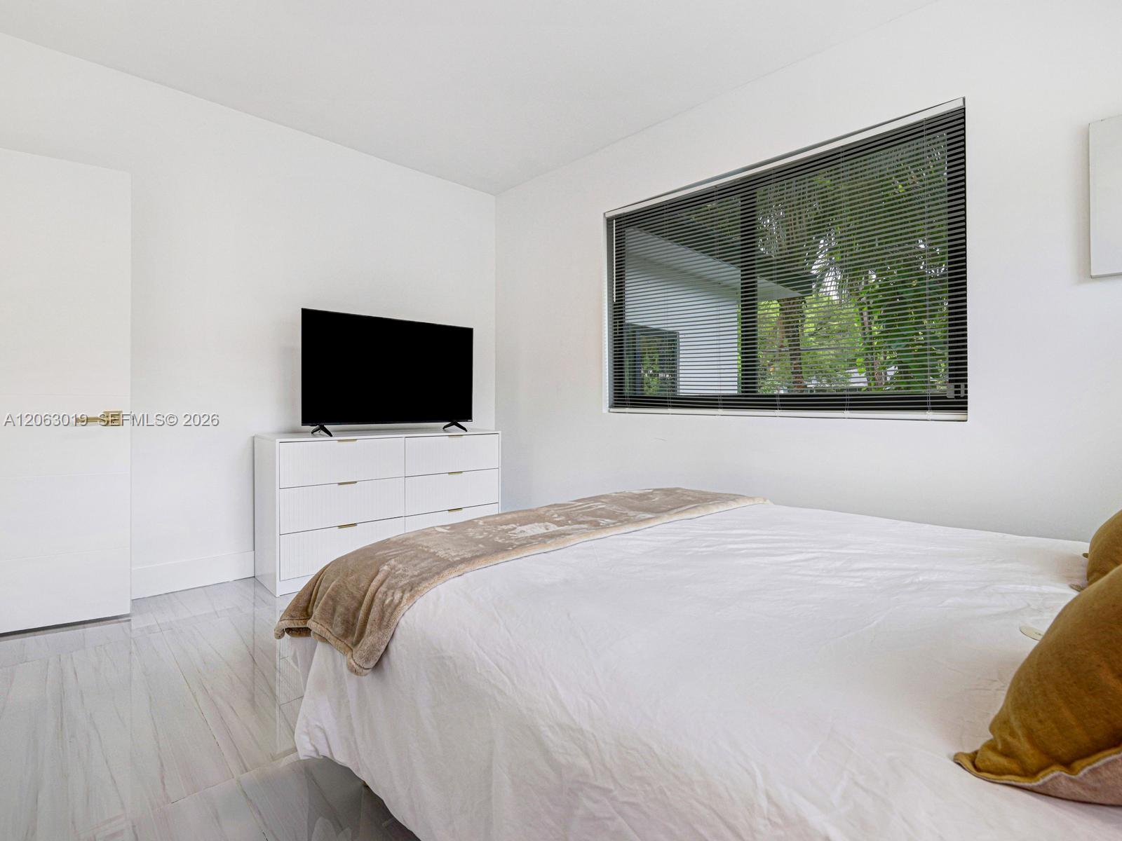 8635 N Miami Avenue Property Photo 33