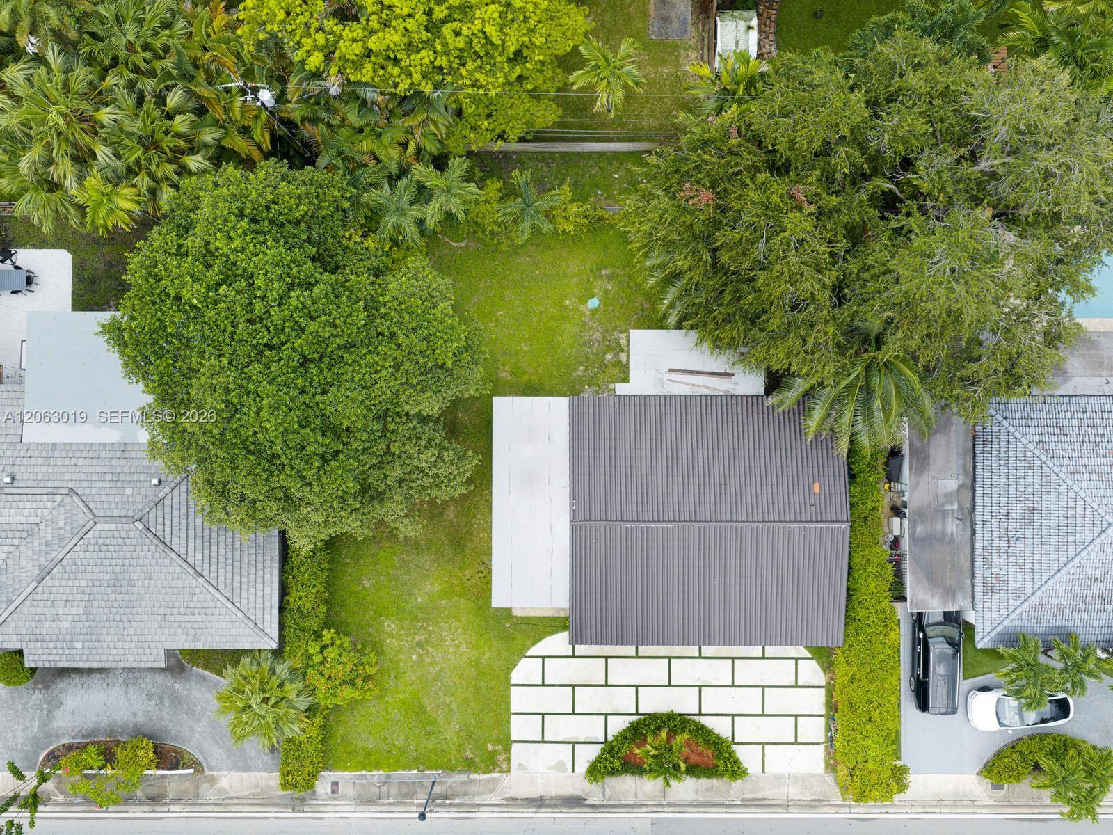 8635 N Miami Avenue Property Photo 44