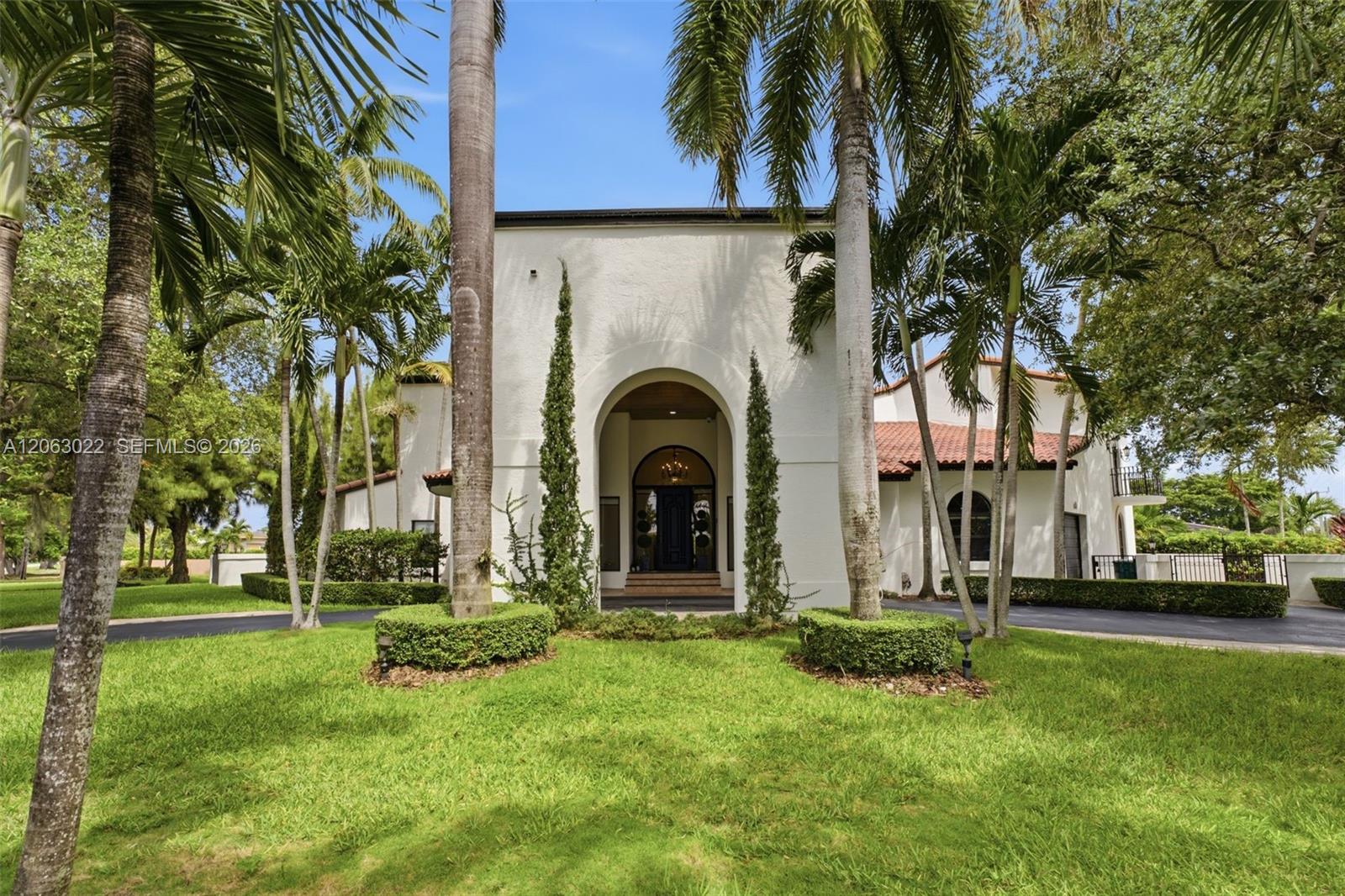 8215 Grand Canal Drive Property Photo 1
