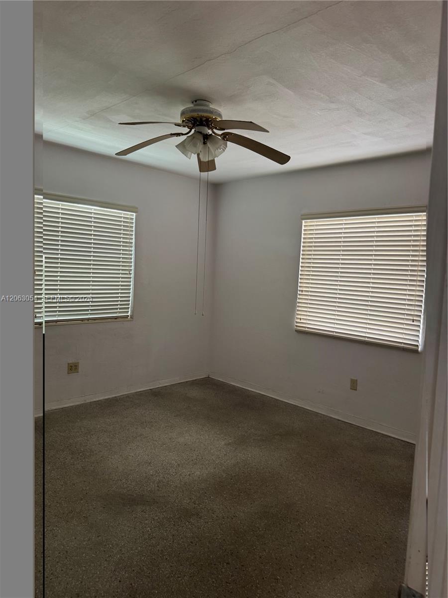 562 E 44th Street Property Photo 16