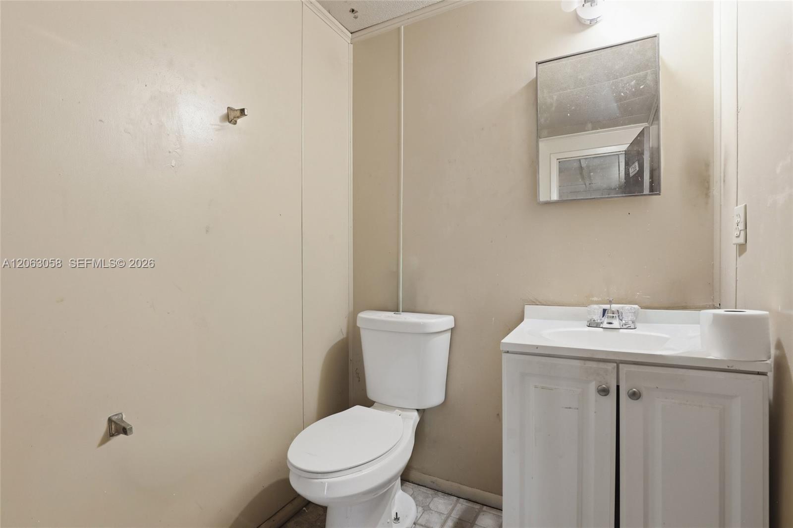1004 Kentucky Property Photo 4