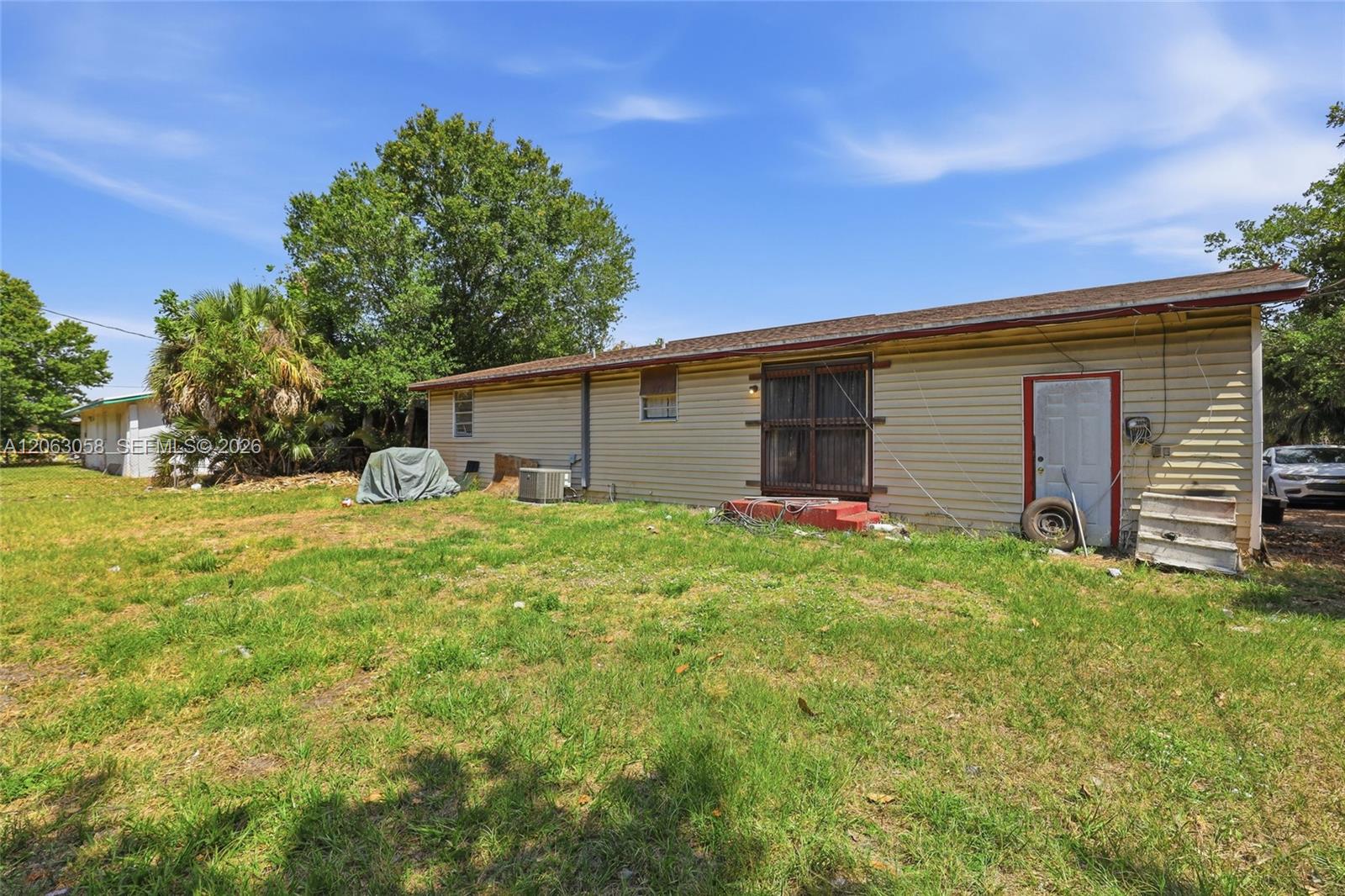 1004 Kentucky Property Photo 23