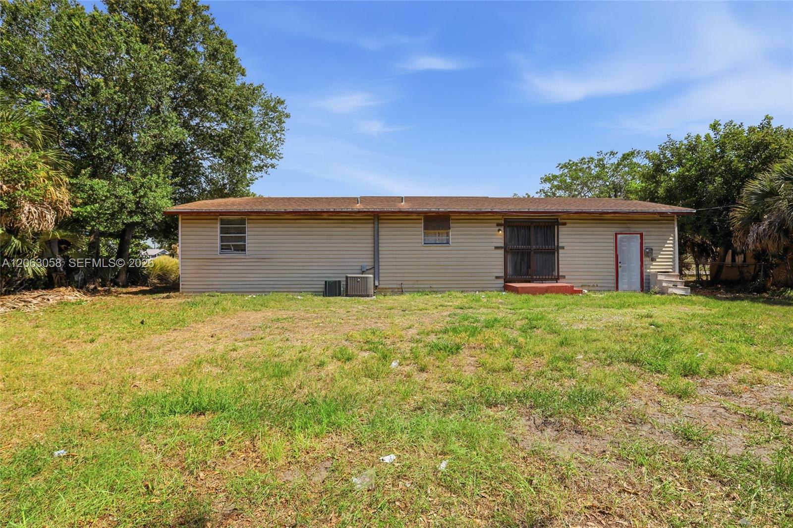1004 Kentucky Property Photo 24