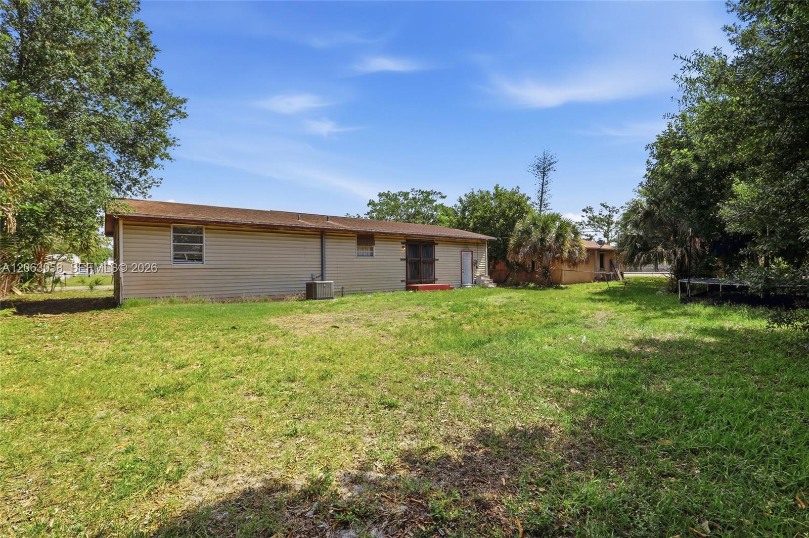 1004 Kentucky Property Photo 25