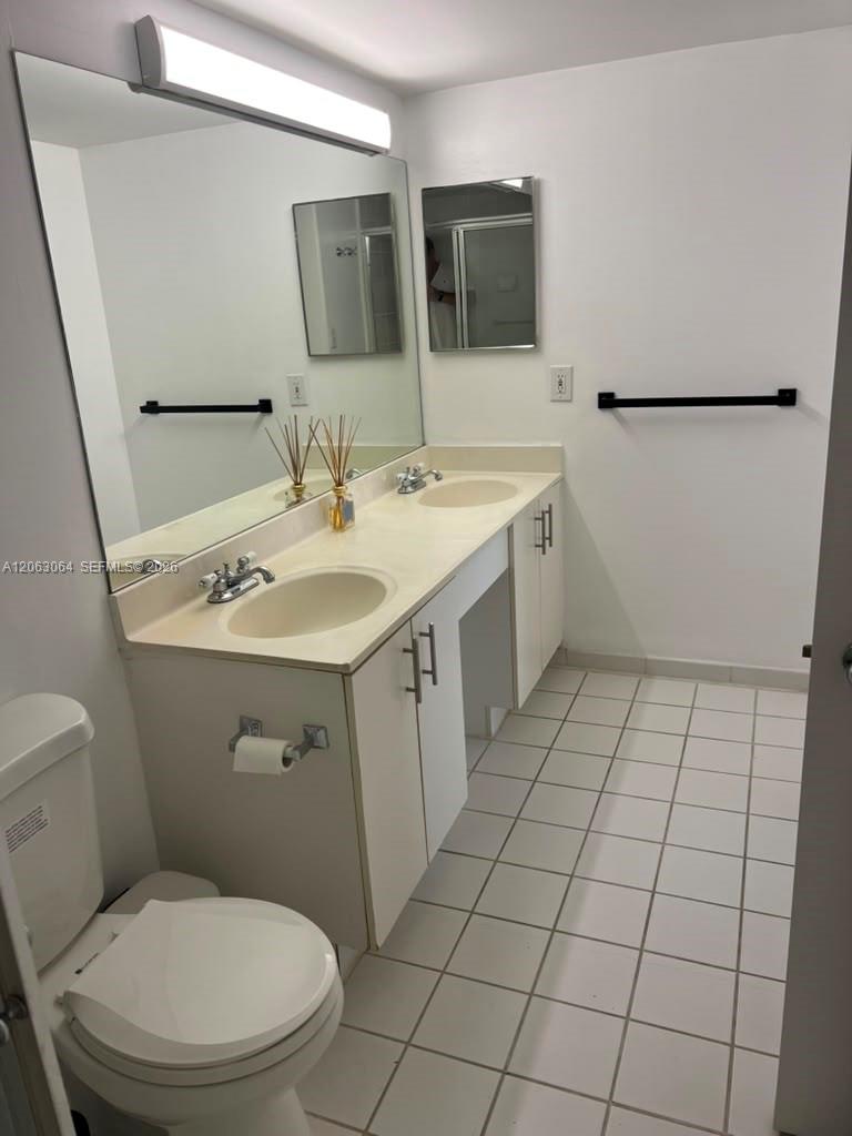 3300 Ne 192nd Street 803 Property Photo 8