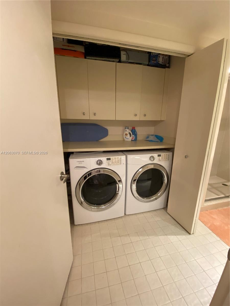A12063070 Property Photo 11