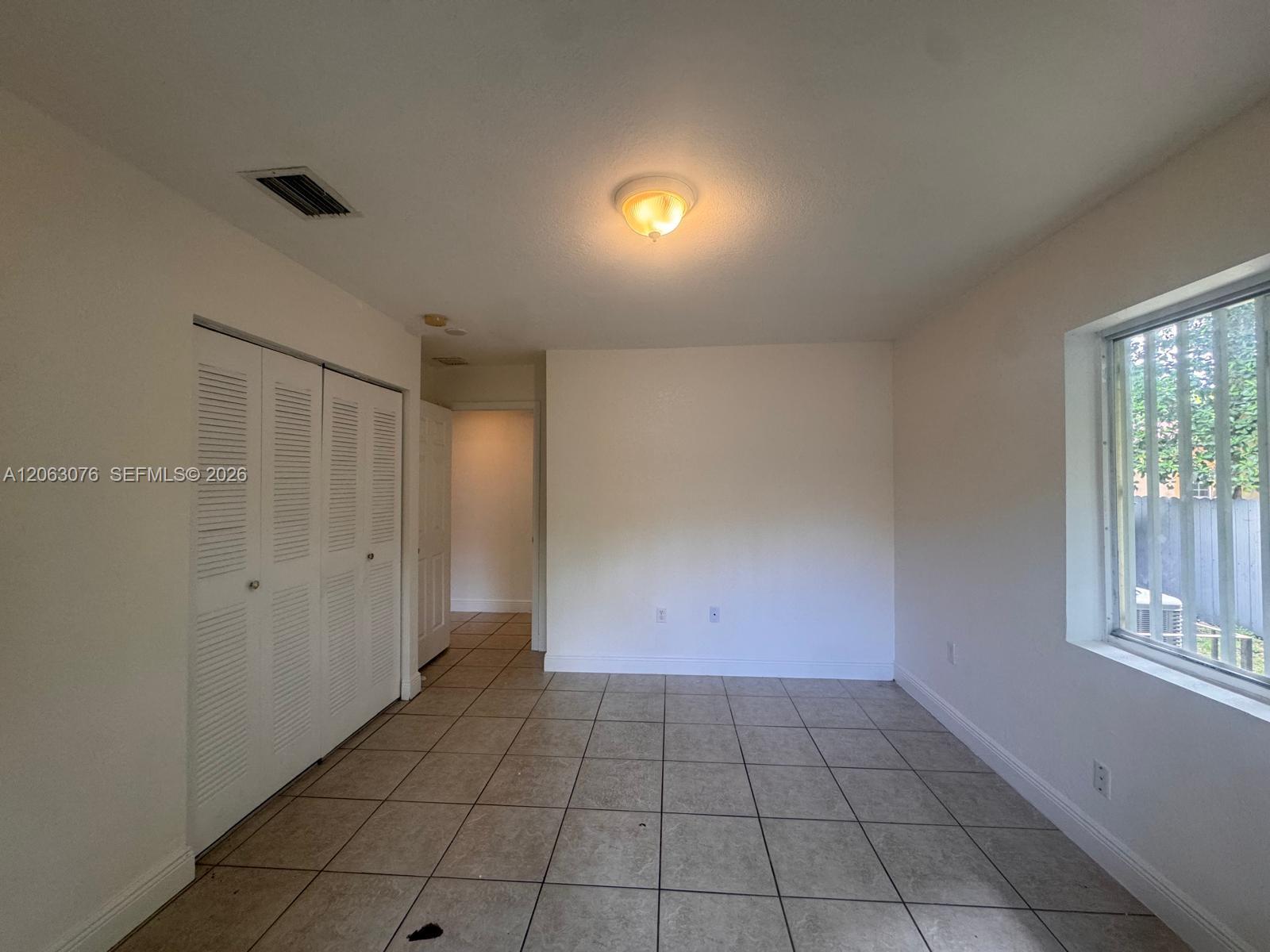 3342 Nw 9th Avenue 3344 Property Photo 7