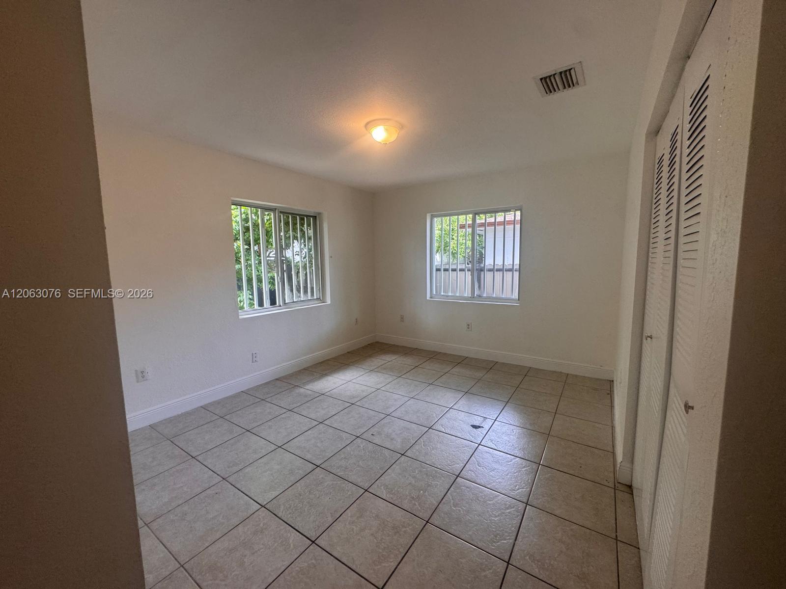 3342 Nw 9th Avenue 3344 Property Photo 11