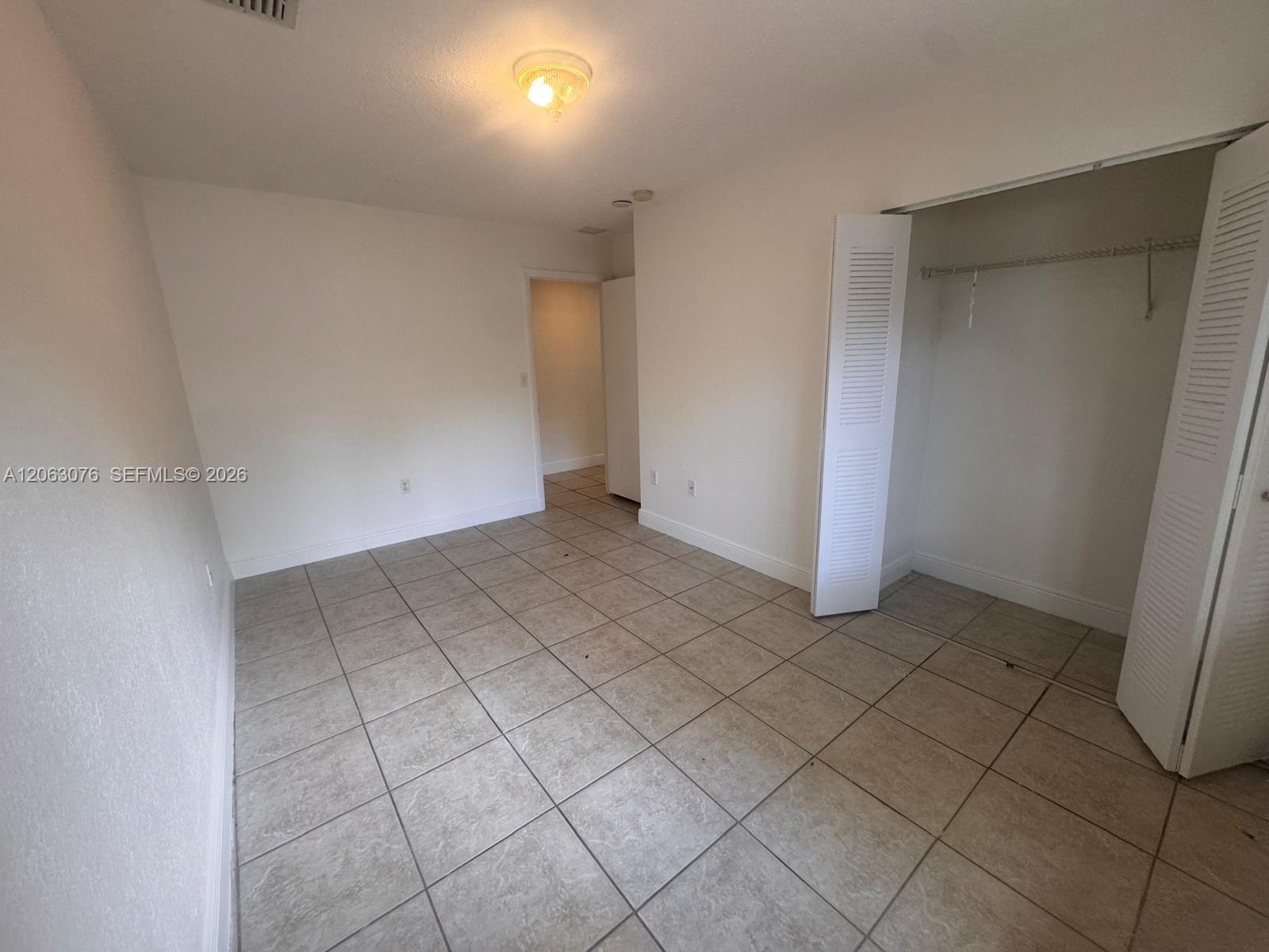 3342 Nw 9th Avenue 3344 Property Photo 17