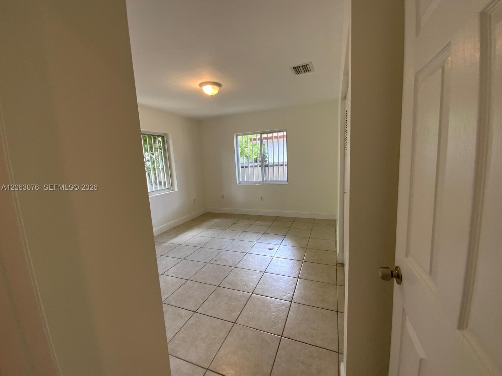 3342 Nw 9th Avenue 3344 Property Photo 31
