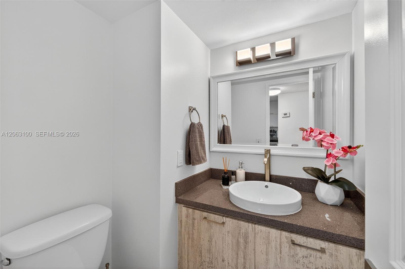 2851 Ne 183rd Street 605e Property Photo 10