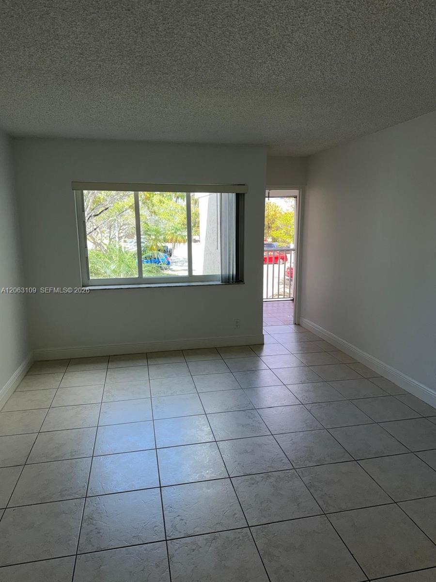 A12063109 Property Photo 8