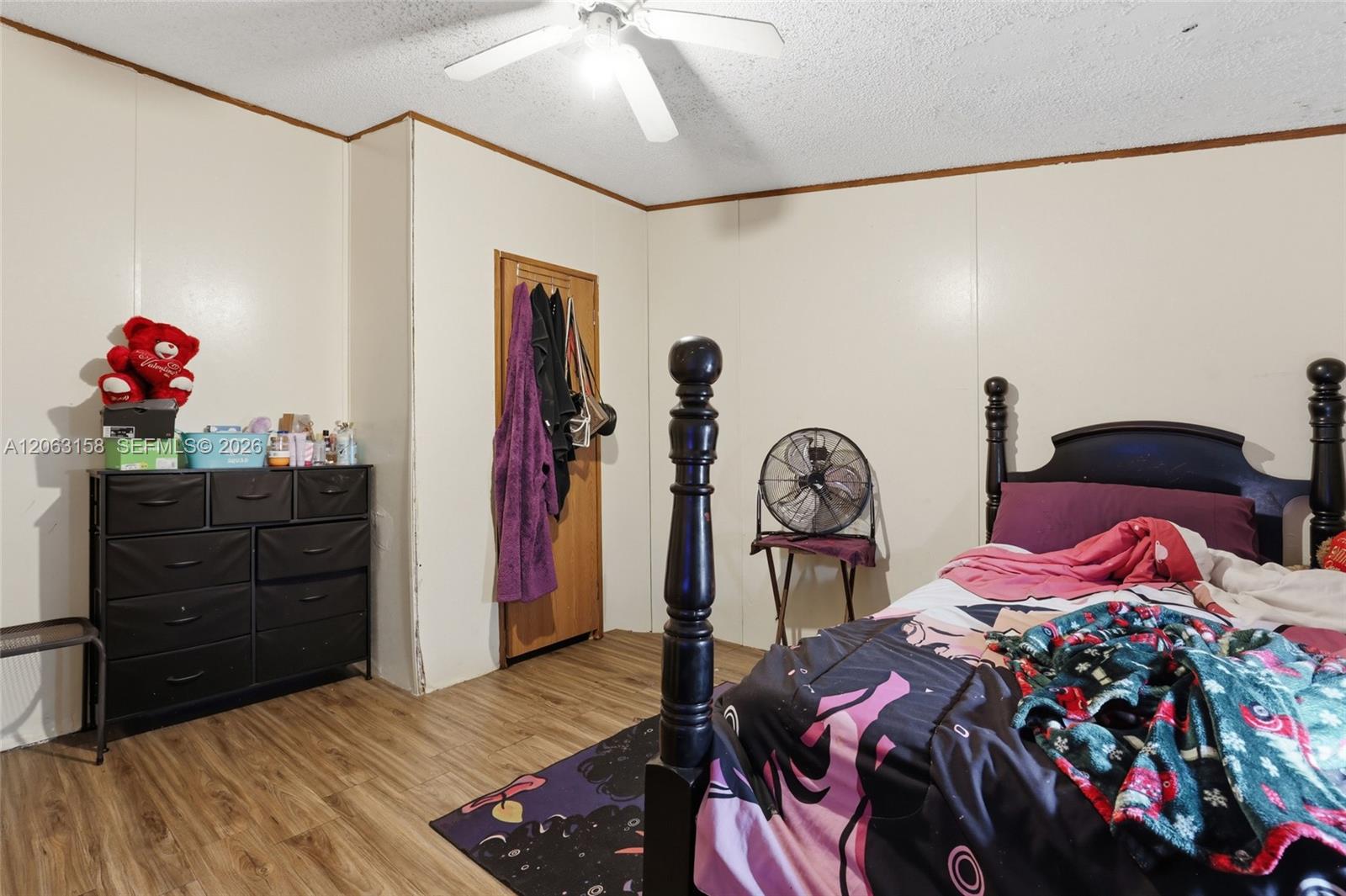 A12063158 Property Photo 9