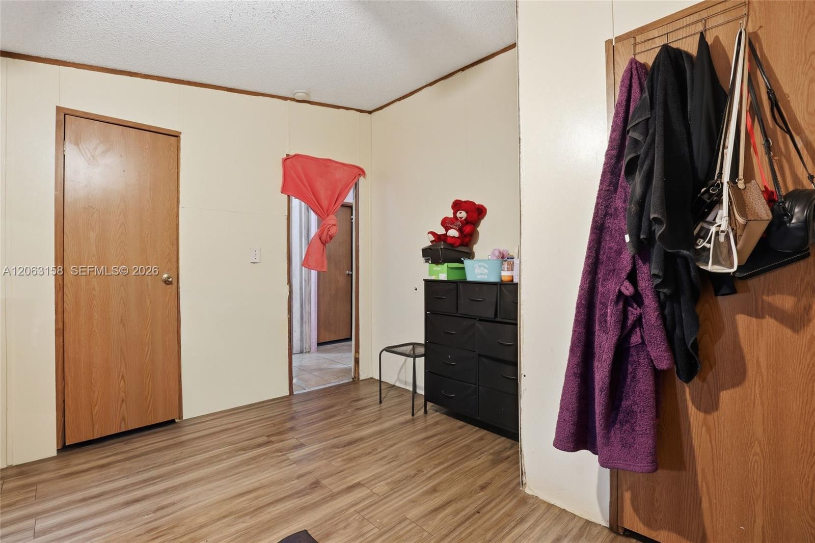 A12063158 Property Photo 10