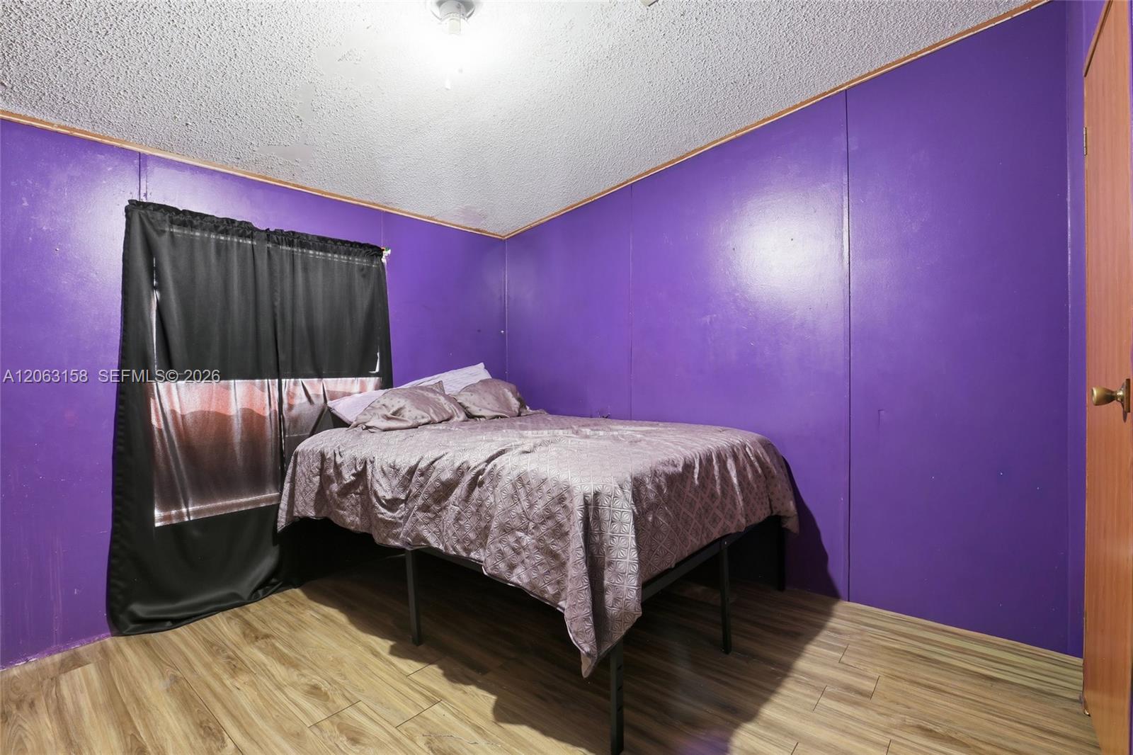 A12063158 Property Photo 15
