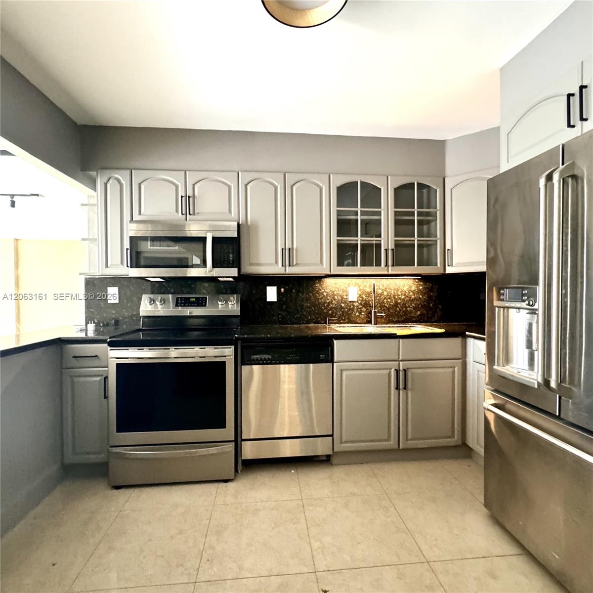 1901 Brickell Avenue B512 Property Photo 14