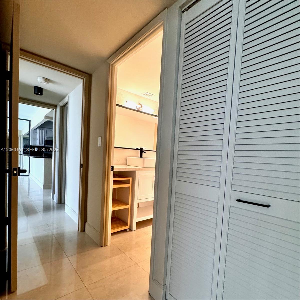 1901 Brickell Avenue B512 Property Photo 17