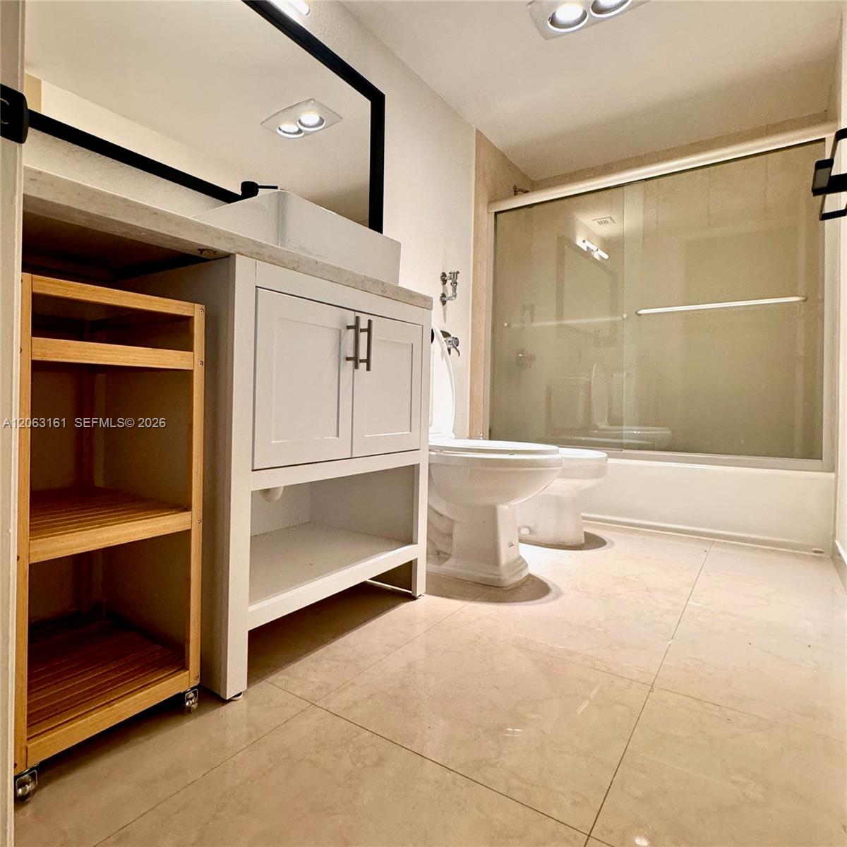 1901 Brickell Avenue B512 Property Photo 18