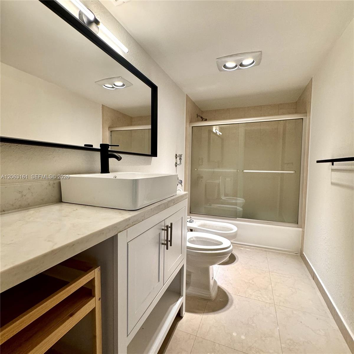 1901 Brickell Avenue B512 Property Photo 19