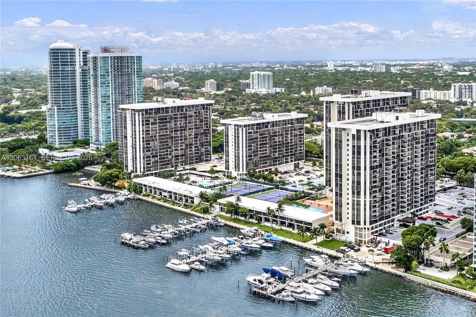 1901 Brickell Avenue B512 Property Photo 35