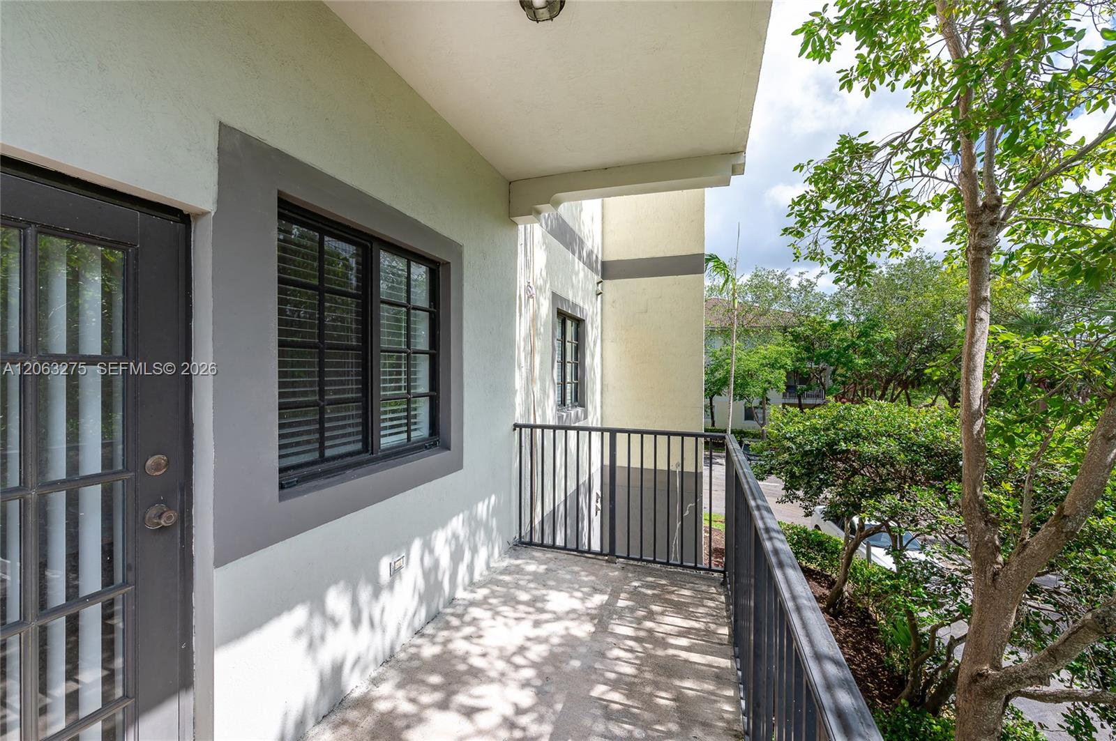 2851 Riverside Drive 207-n Property Photo 27